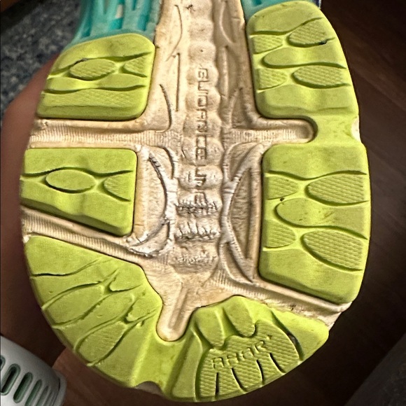 Women’s ASICS gel cumulus 18 - Picture 4 of 5